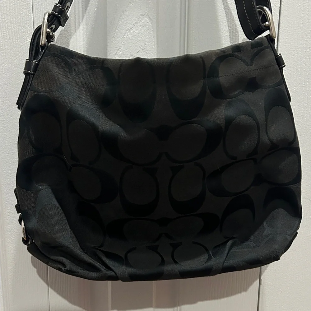 Coach Black Shoulder Bag - Picture 4 of 6